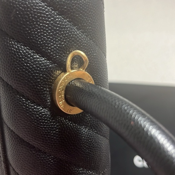 Chanel coco handle chevron with gold hardware 100% authentic - Picture 5 of 8